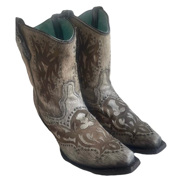 Corral Shoes - AwEsOmE CORRAL Ankle Boots! Calf Hair*studs* snip toe* 8